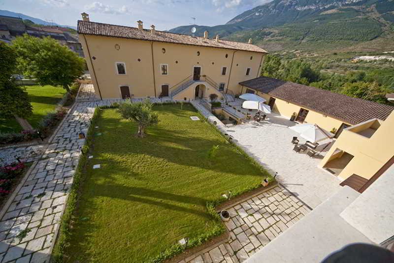 Villa Giovina Pratola Peligna Екстериор снимка